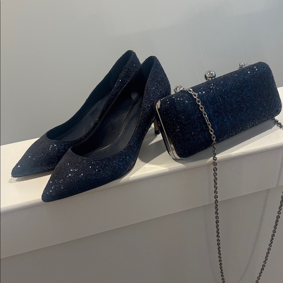 White House Black Market Glitter Heels in Dark Blue - Picture 6 of 6